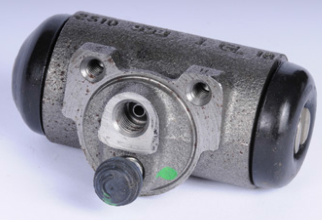 25832113 - Brakes: Wheel Cylinder for Chevrolet: Silverado 1500, Silverado 2500 HD, Silverado 3500 HD | GMC: Sierra 1500, Sierra 2500 HD, Sierra 3500 HD Image