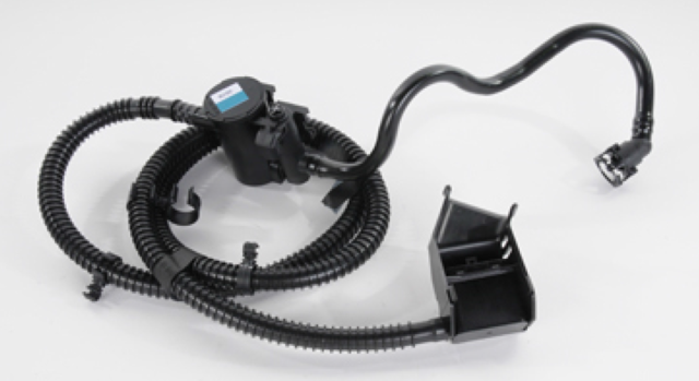 84335530 - : Vapor Canister Vent Solenoid for Chevrolet: Silverado 2500 HD, Silverado 3500 HD, Suburban 3500 HD | GMC: Sierra 2500 HD, Sierra 3500 HD Image