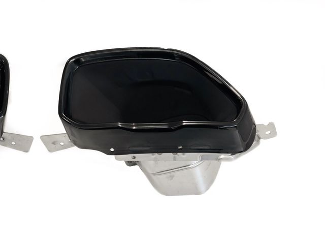 51128080495 - : BMW M235i SHADOW-LINE BLACK EXHAUST TRIM - LEFT for BMW: M235i xDrive Gran Coupe Image