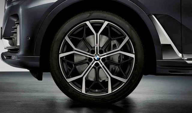 36112459601 - : BMW 22" M PERFORMANCE SUMMER WHEEL &amp; TIRE SET 785M - MATTE BLACK for BMW Image