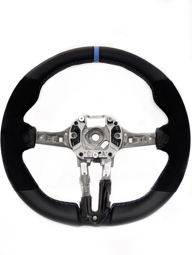 32302413014 - : BMW M PERFORMANCE V2 LEATHER/ALCANTARA STEERING WHEEL for BMW: M2 Image