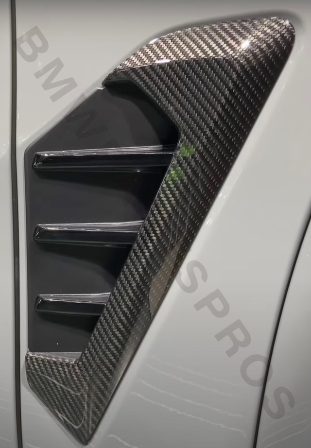 51135A3E058 - : BMW OEM M PERFORMANCE FENDER TRIM IN CARBON FIBER - RIGHT for BMW Image