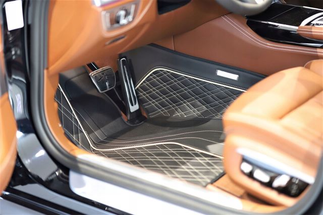 51472451765 - : BMW OEM EXCLUSIVE STYLE LEATHERETTE FLOOR MAT SET for BMW: 740i, 740i xDrive, 750i, 750i xDrive, Alpina B7, M2, M760i xDrive Image