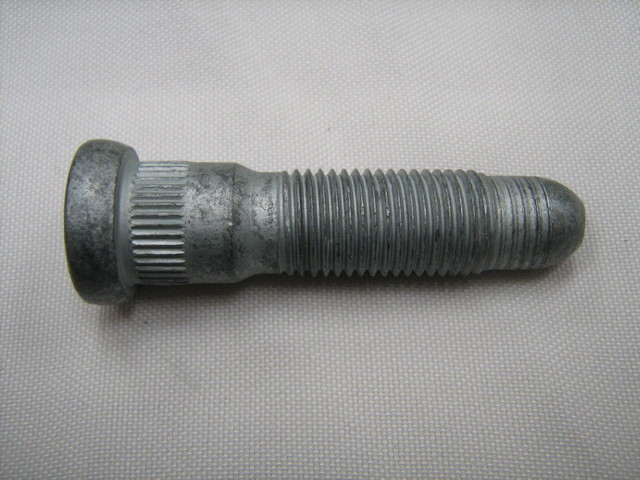 11588811 - Brakes: Wheel Stud for Buick: Enclave, Envision, LaCrosse, Regal | Cadillac: ATS, CT6, CTS, Escalade, Escalade ESV, Escalade EXT, SRX, XT5, XTS | Chevrolet: Avalanche, Avalanche 1500, Avalanche 2500, Blazer, Camaro, Caprice, Colorado, Equinox, Express 1500, Express 2500, Impala, Malibu, Malibu Limited, Silverado 1500, Silverado 1500 Classic, Silverado 1500 HD, Silverado 1500 HD Classic, Silverado 1500 LD, Silverado 2500, Silverado 2500 HD, Silverado 2500 HD Classic, Silverado 3500, Silverado 3500 Classic, Silverado 3500 HD, SS, Suburban, Suburban 1500, Suburban 2500, Tahoe, Traverse | GMC: Acadia, Acadia Limited, Canyon, Savana 1500, Savana 2500, Sierra 1500, Sierra 1500 Classic, Sierra 1500 HD, Sierra 1500 HD Classic, Sierra 1500 Limited, Sierra 2500, Sierra 2500 HD, Sierra 2500 HD Classic, Sierra 3500, Sierra 3500 Classic, Sierra 3500 HD, Terrain, Yukon, Yukon XL, Yukon XL 1500, Yukon XL 2500 | Pontiac: G8 | Saturn: Outlook Image
