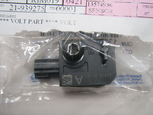 13574936 - Electrical: Side Impact Sens for GM Image