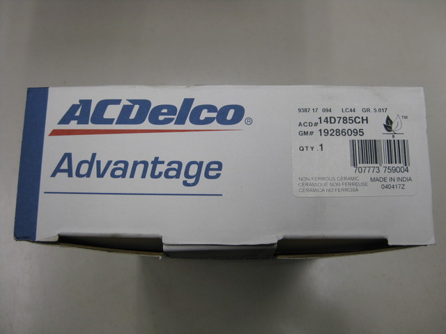 19286095 - : Ceramic Disc Brake Pad Set for GM Image