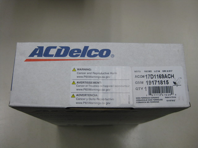19427992 - : Ceramic Front Disc Brake Pad Kit With Clips for GM Image