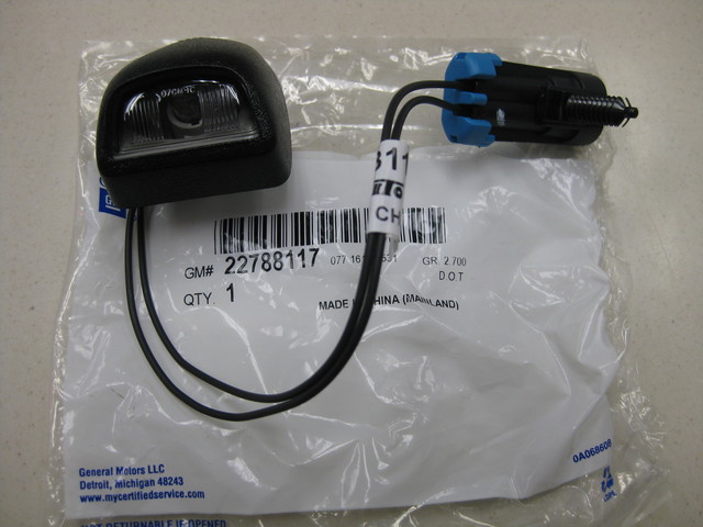 22788117 - : License Lamp for Chevrolet: Traverse Image