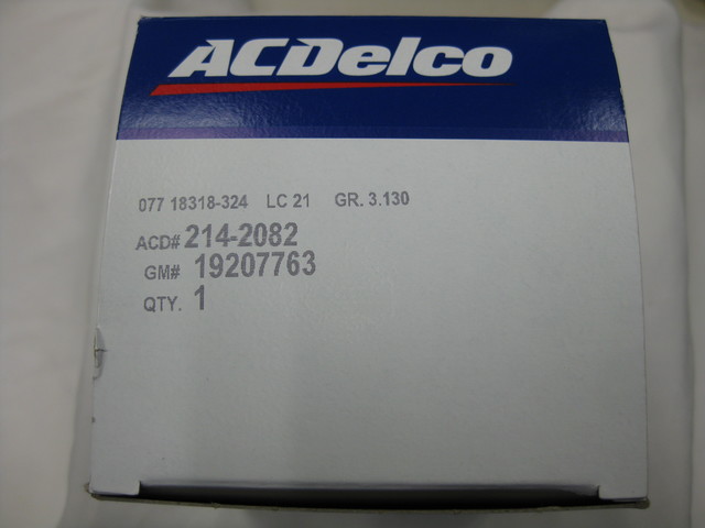 19207763 - Emission System: Vapor Canister Purge Solenoid for Chevrolet: Silverado 1500, Silverado 1500 Classic, Silverado 1500 HD, Silverado 1500 HD Classic, Silverado 2500, Silverado 2500 HD, Silverado 2500 HD Classic, Silverado 3500, Silverado 3500 Classic, Silverado 3500 HD | GMC: Sierra 1500, Sierra 1500 Classic, Sierra 1500 HD, Sierra 1500 HD Classic, Sierra 2500, Sierra 2500 HD, Sierra 2500 HD Classic, Sierra 3500, Sierra 3500 Classic, Sierra 3500 HD Image