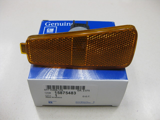 15875483 - Electrical: Side Marker Lamp for GM Image