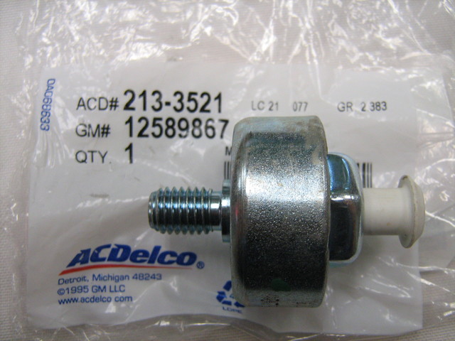 12589867 - Electrical: Knock Sensor for Buick: Rainier | Cadillac: CTS, Escalade, Escalade ESV, Escalade EXT | Chevrolet: Avalanche 1500, Camaro, Corvette, Express 1500, Express 2500, Express 3500, Silverado 1500, Silverado 1500 Classic, Silverado 1500 HD, Silverado 1500 HD Classic, Silverado 2500, Silverado 2500 HD, Silverado 2500 HD Classic, Silverado 3500, Silverado 3500 Classic, SSR, Suburban 1500, Suburban 2500, Tahoe, Trailblazer EXT | GMC: Envoy XL, Envoy XUV, Savana 1500, Savana 2500, Savana 3500, Sierra 1500, Sierra 1500 Classic, Sierra 1500 HD, Sierra 1500 HD Classic, Sierra 2500, Sierra 2500 HD, Sierra 2500 HD Classic, Sierra 3500, Sierra 3500 Classic, Yukon, Yukon XL 1500, Yukon XL 2500 | Hummer: H2 | Pontiac: Firebird, GTO Image