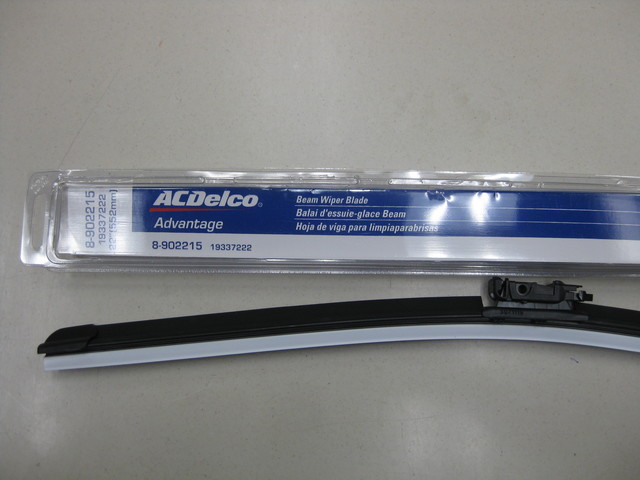 19337222 - : Beam Wiper Blade, 21.5 In for GM Image