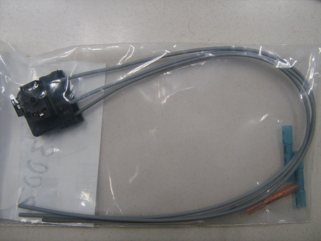 12117369 - Electrical: Connector for GM Image