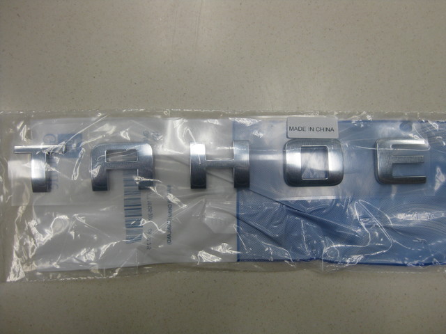 15825693 - Body: Nameplate for GM Image