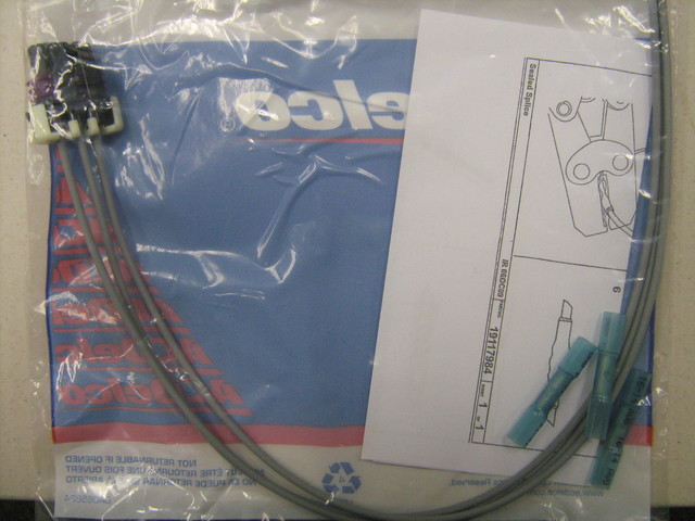 13585316 - : Engine Camshaft Position Sensor for GMC: Yukon Image