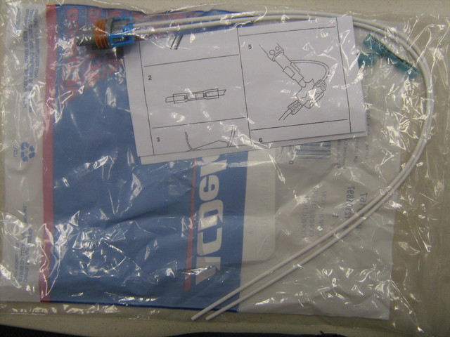 19301866 - : Headlight Connector for Buick: LeSabre, Riviera | Cadillac: DeVille, Seville | Chevrolet: Avalanche 1500, Avalanche 2500, Blazer, C1500, C2500, C3500, Camaro, Express 1500, Express 2500, Express 3500, K1500 Pickup, K2500 Pickup, K3500 Pickup, P30, S10, Silverado 1500, Silverado 1500 Classic, Silverado 1500 HD, Silverado 1500 HD Classic, Silverado 2500, Silverado 2500 HD, Silverado 2500 HD Classic, Silverado 3500, Silverado 3500 Classic, Silverado 3500 HD, Suburban C1500, Suburban C2500, Suburban K1500, Suburban K2500 | GMC: C1500 Pickup, C2500 Pickup, C3500 Pickup, Jimmy, K1500 Pickup, K2500 Pickup, K3500 Pickup, Savana 1500, Savana 2500, Savana 3500, Sonoma, Suburban C1500, Suburban C2500, Suburban K1500, Suburban K2500 | Oldsmobile: Aurora, Bravada, Cutlass | Pontiac: Grand Am, Trans Sport Image