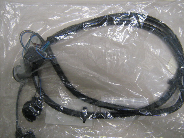 16531402 - Electrical: Harness for Chevrolet: Silverado 1500, Silverado 1500 Classic, Silverado 1500 HD, Silverado 1500 HD Classic, Silverado 2500, Silverado 2500 HD, Silverado 2500 HD Classic, Silverado 3500, Silverado 3500 Classic, Silverado 3500 HD Image