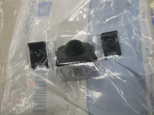 10382668 - Electrical: License Lamp for GM Image