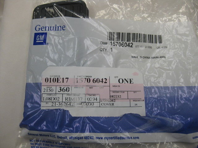 15706042 - : Brake Pedal Pad for GM Image