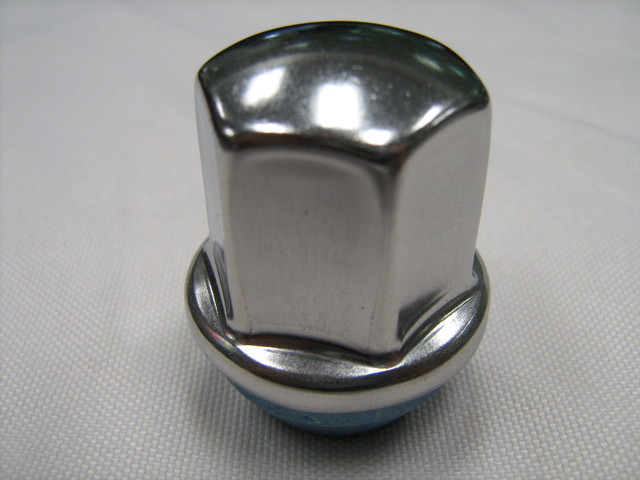 9598179 - Suspension: Wheel Nut for GM Image