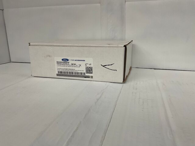 VM2DZ2C006A - Towing: 2021-2024 Ford Bronco - Trailer Brake Controller - For Towing Pack 1 for Ford Image
