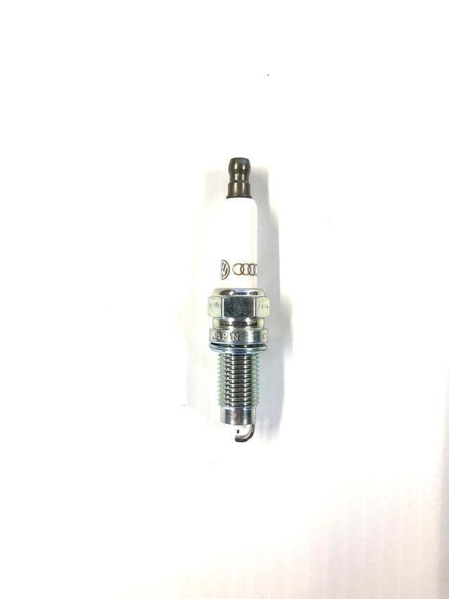 101905606A - Unclassified: Spark Plug for Volkswagen: Eos, R32, Touareg Image