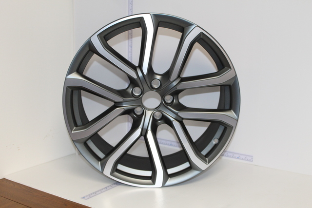 31381202 - 20-Inch 5-Double Spoke Matte Tech Black 2016-2021