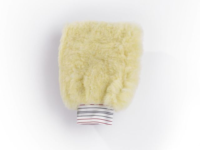 96154DDSP - : Weathertech® Wash Mitt for Volkswagen Image