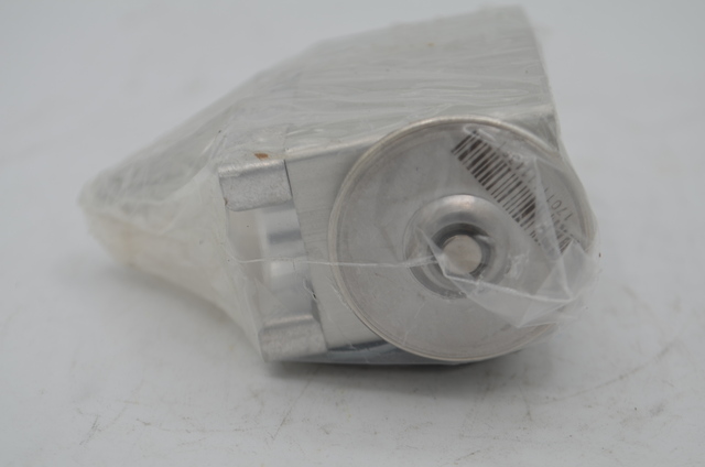 2010-2017 GM Air Conditioning Thermal Expansion Valve Kit 20879991 ...