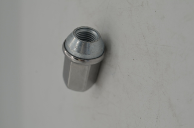 Wheel Lug Nut with Stainless Steel Cap 09596070 | Awesome Parts GM