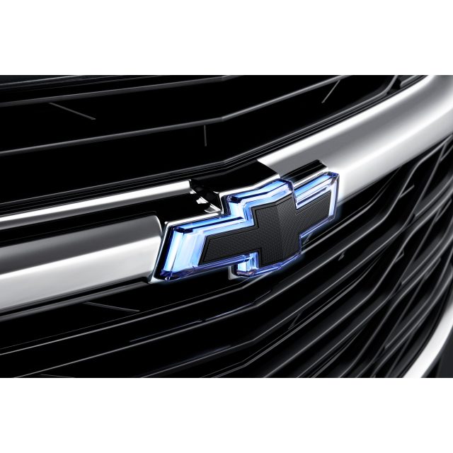 Malibu様 84141155 - Front Illuminated Bowtie Emblem in Black 2019