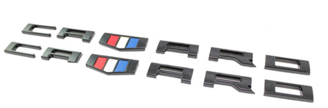 84152028 - Exterior: Fender Emblems - Black for GM Image