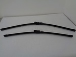61615A43585 - Unclassified: Wiper Blade Set for BMW: 320i, 320i xDrive, 328d, 328d xDrive, 328i, 328i GT xDrive, 328i xDrive, 330e, 330i, 330i GT xDrive, 330i xDrive, 335i, 335i GT xDrive, 335i xDrive, 340i, 340i GT xDrive, 340i xDrive, ActiveHybrid 3, M3 Image