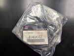 4140A552 - : Upper Insulator for Mitsubishi Image