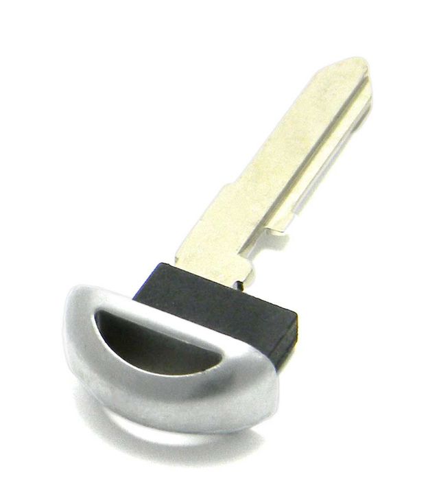 69515-WB001 - Genuine Toyota/Scion Key Blank IA Yaris IA