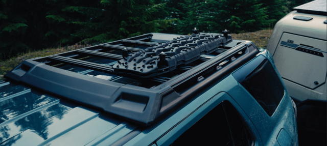 【専用です】OUTDOOR PRODUCTS PT989-89251 - Genuine Toyota 2025 + 4Runner Roof Rack (without