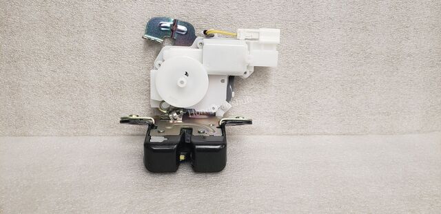2016-2022 Honda HR-V 16-22 Honda HR-V Tailgate Latch 74800-T7Y-K01