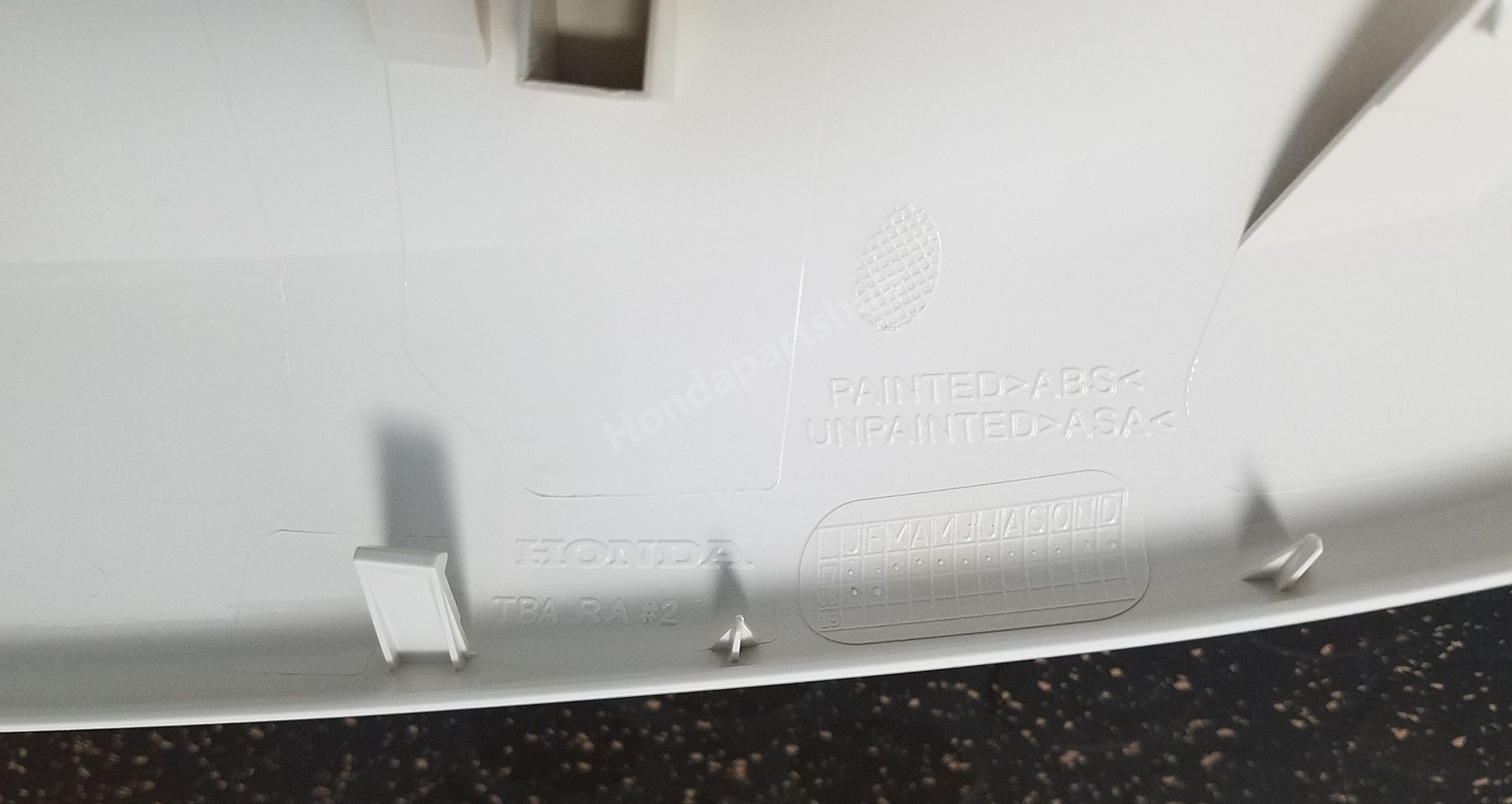 Genuine OEM 16-18 Honda Civic Right Skull Cap *NH578* (Taffeta