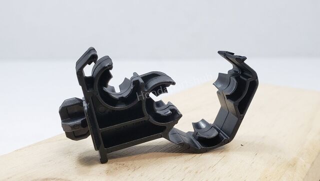 2013-2025 Honda Honda Trunk Open Spring Clip 74873-T2A-003 | Honda