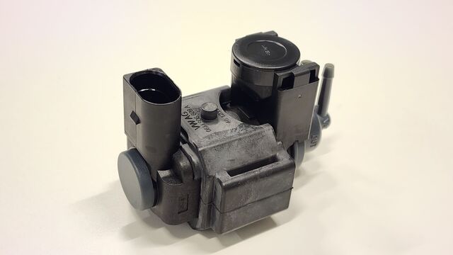 6M906609A - : Audi Pressure Converter for Audi Image