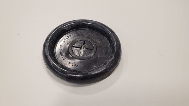 1J0611751A - : Grommet for Audi Image