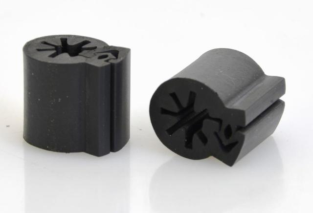 3L130118 - : Damper for Audi Image