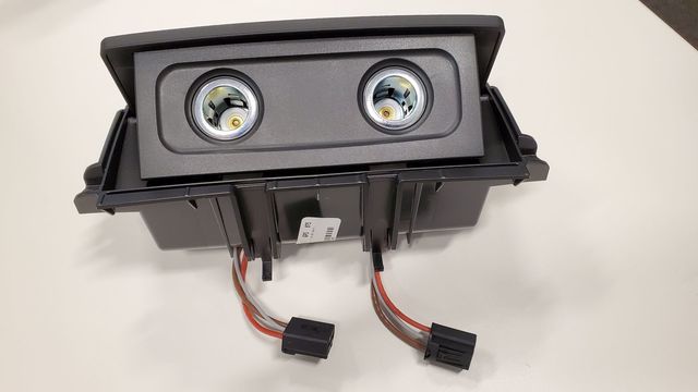 4M0-864-061-6PS - Audi Q7 Rear Center Console Cigarette