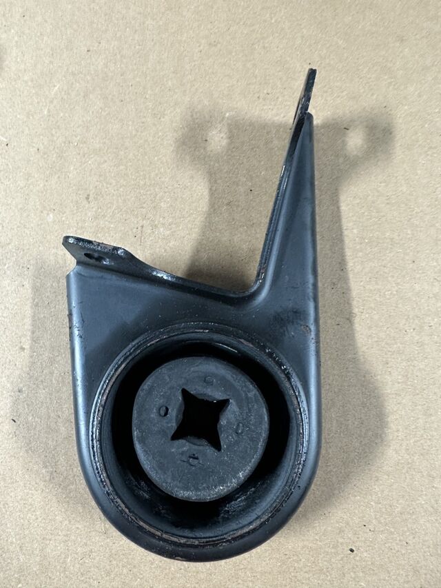 9L3Z5260C - : Exhaust System Hanger Bracket for Ford Image