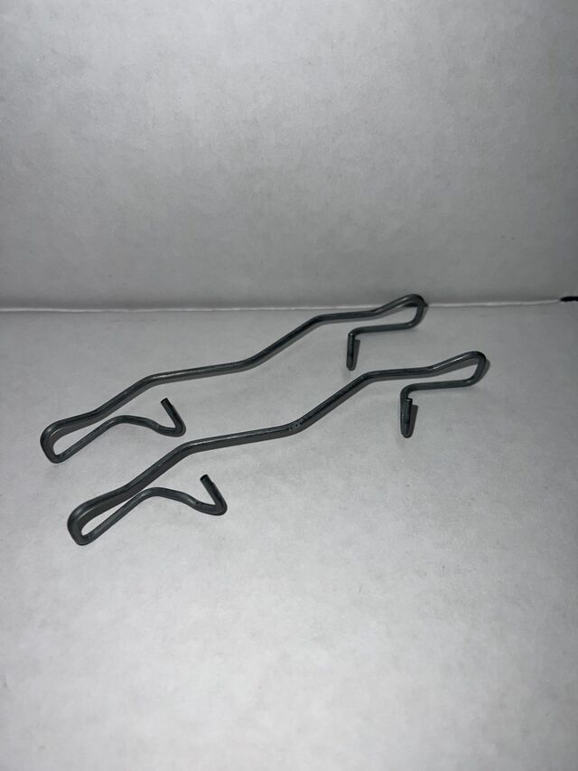 CV6Z2A225A - Unclassified: Brake Pads Retainer for Ford: C-Max, EcoSport, Escape, Focus, Transit Connect Image