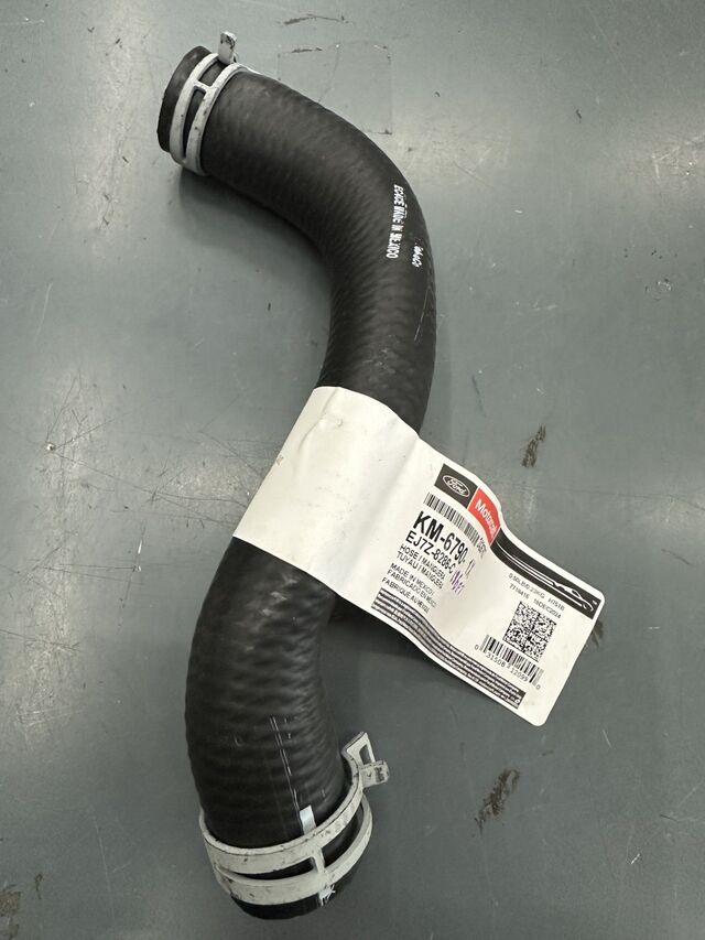 EJ7Z8286C - : Radiator Coolant Hose for Ford Image