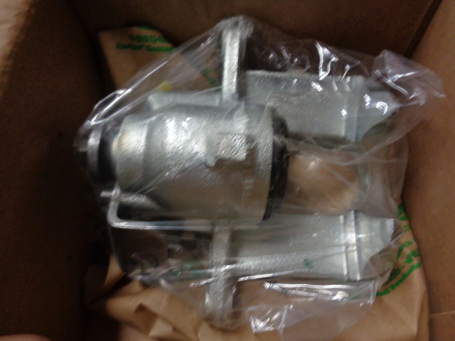 FB5Z2552A - Unclassified: Disc Brake Caliper for Ford: Explorer, Flex, Police Interceptor Utility, Taurus | Lincoln: MKT Image