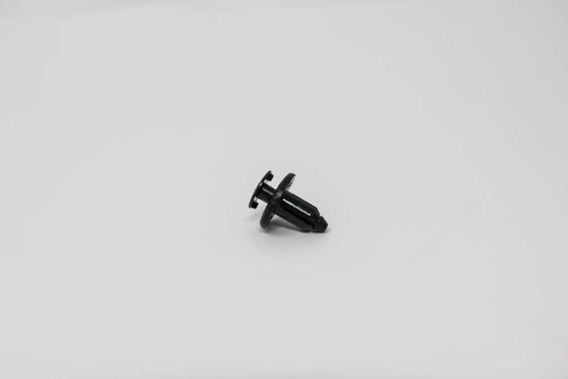 90467-06133-C0 - Cowl Grille Clip 1993-2023 Toyota | Longo