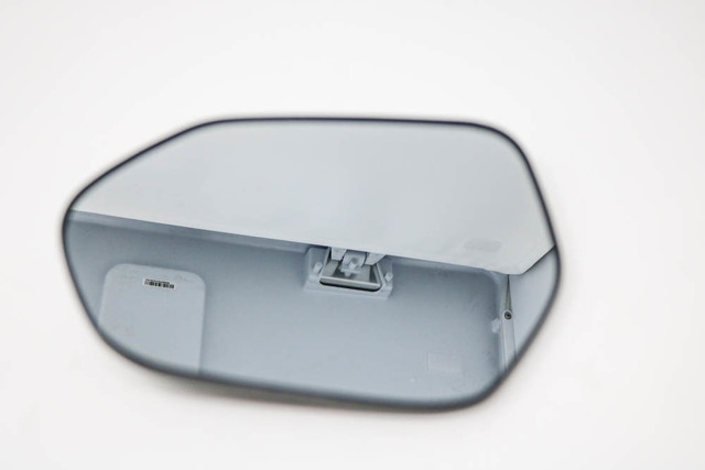ラッセン 87907-33080 - Mirror Glass 2018-2025 Toyota | Longo Toyota Parts