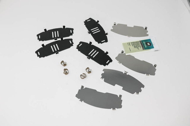 ぴよっぴ049 04945-02150 - Disc Brake Pad Shim 2009-2019 Toyota | Longo